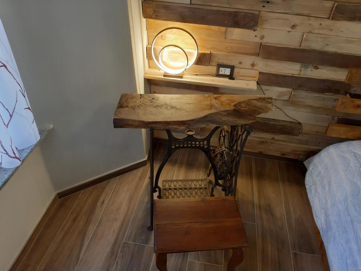 Ferienwohnung Ca De Sota Luino Exterior foto